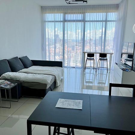 Beacon Executive Suites Georgetown By Biggy Homiie ภายนอก รูปภาพ